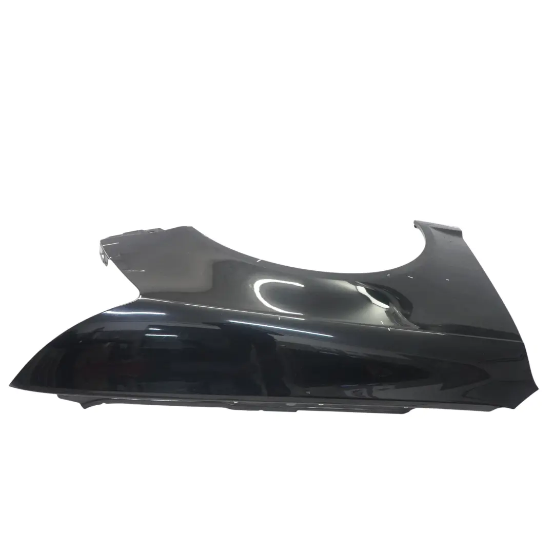 Pannello laterale anteriore destro Parafango Phantom Black - Z9Y per Audi A6 C6 con numero di parte 4F0821104F Audi A6 C6 Pannello laterale anteriore destro Parafango Phantom Black - Z9Y - SKU 4F0821104F-PHB - Numero di parte 4F0821104F