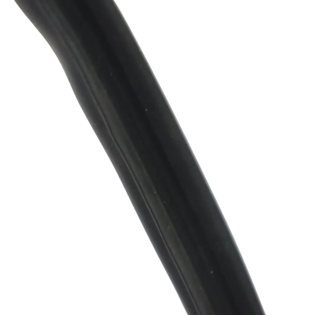 Guarnizione Paraspigoli Anteriore Sinistra Destra per Audi A6 C6 Berlina con numero di parte 4F0837911B Audi A6 C6 Berlina Guarnizione Paraspigoli Anteriore Sinistra Destra - SKU 4F0837911B - Numero di parte 4F0837911B