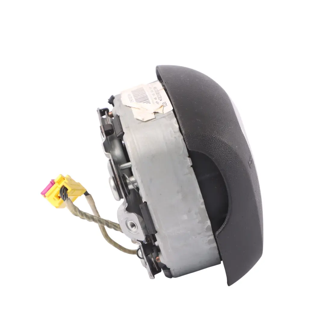 Poduszka Powietrzna Kierowcy Airbag Kierownicy do Audi A6 C6 o numerze 4F0880201BP Audi A6 C6 Poduszka Powietrzna Kierowcy Airbag Kierownicy - SKU 4F0880201BP - Numer Części 4F0880201BP