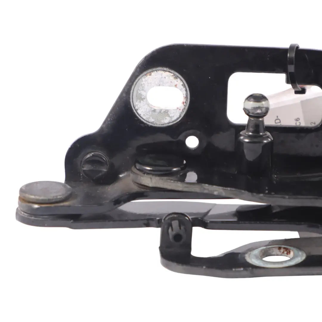 Audi A6 C6 Berlina Cerniera portellone posteriore destro Nero - Z9Y - SKU 4F5827302D-PHB - Numero di parte 4F5827302D