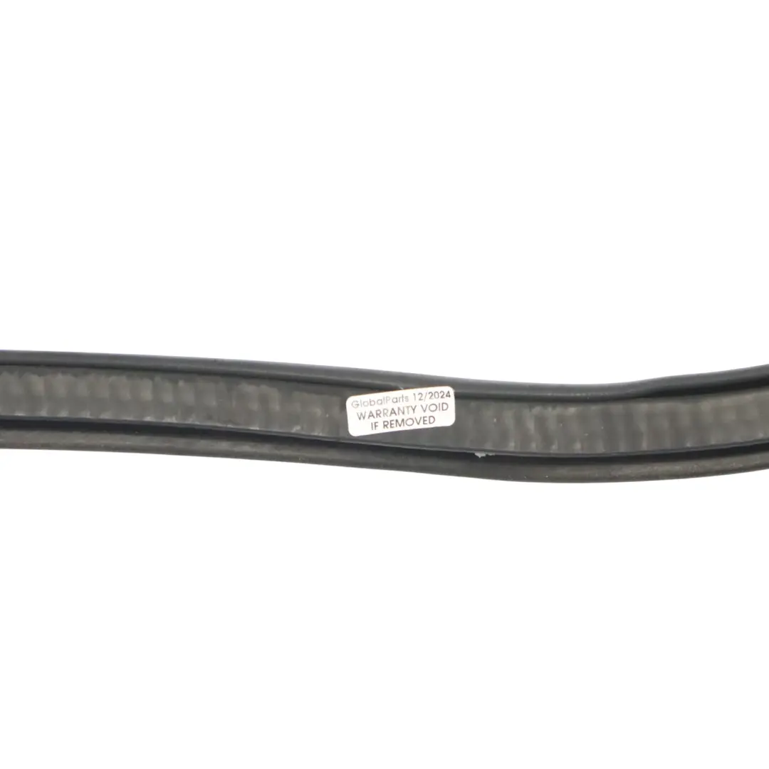 Audi A6 C6 4F Saloon Porte de garage Coffre Joint caoutchouc - SKU 4F5827705F - Numéro de pièce 4F5827705F