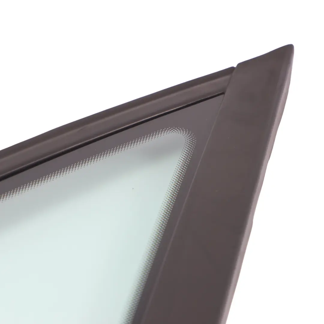 Szyba Karoseryjna Prawy Tył AS2 do Audi A6 C6 o numerze 4F5845300B Audi A6 C6 Szyba Karoseryjna Prawy Tył AS2 - SKU 4F5845300B - Numer Części 4F5845300B