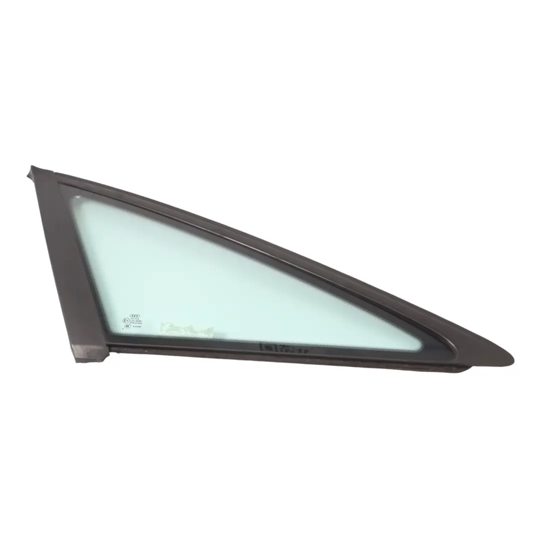 Vitre Arrière Triangulaire Gauche AS2 pour Audi A6 C6 à propos du numéro de pièce 4F5845B299 Audi A6 C6 Vitre Arrière Triangulaire Gauche AS2 - SKU 4F5845B299 - Numéro de pièce 4F5845B299