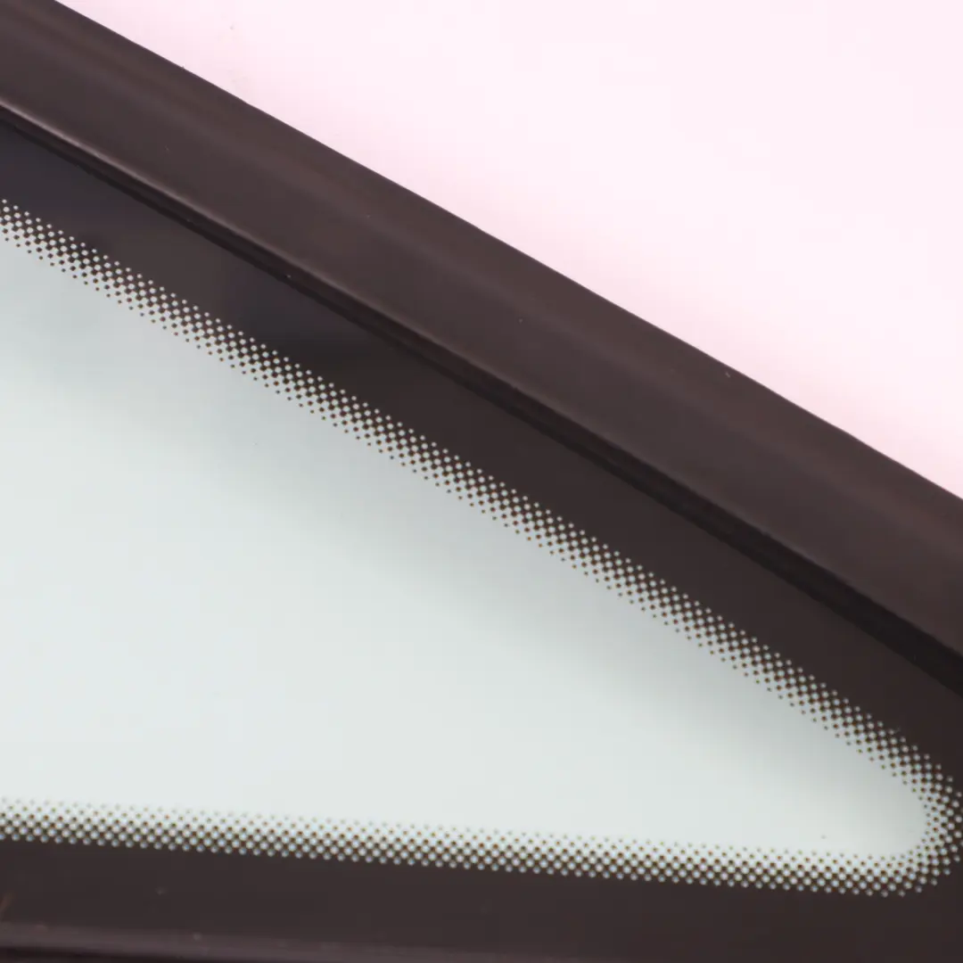 Trasero Cuarto Triángulo Ventana Vidrio Izquierdo AS2 para Audi A6 C6 con número de pieza 4F5845B299 Audi A6 C6 Trasero Cuarto Triángulo Ventana Vidrio Izquierdo AS2 - SKU 4F5845B299 - Número de pieza 4F5845B299