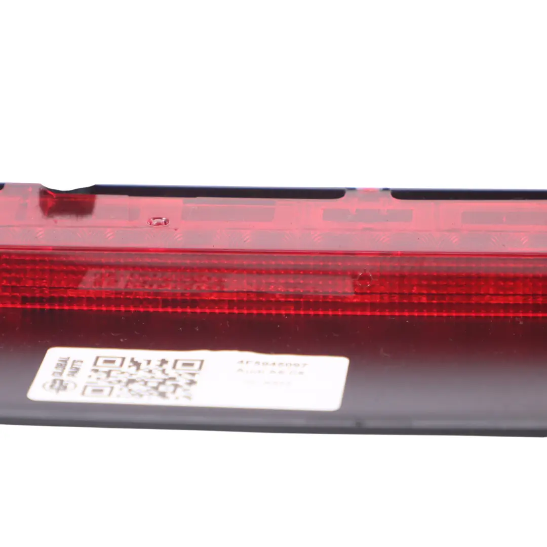 4F Portellone posteriore Terza luce freno Stop per Audi A6 C6 con numero di parte 4F5945097 Audi A6 C6 4F Portellone posteriore Terza luce freno Stop - SKU 4F5945097 - Numero di parte 4F5945097