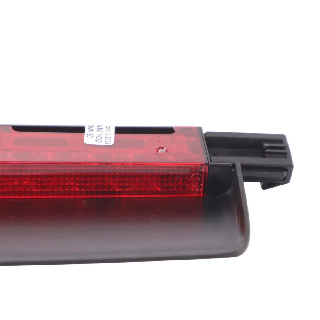 4F Portellone posteriore Terza luce freno Stop per Audi A6 C6 con numero di parte 4F5945097 Audi A6 C6 4F Portellone posteriore Terza luce freno Stop - SKU 4F5945097 - Numero di parte 4F5945097