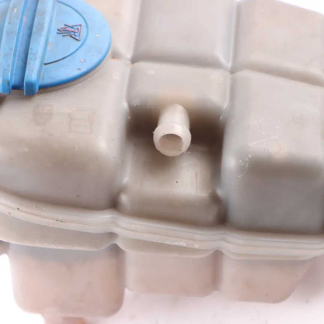 Audi RS6 C7 Vase d'Expansion Réservoir Liquide de Refroidissement - SKU 4G0121403C - Numéro de pièce 4G0121403C
