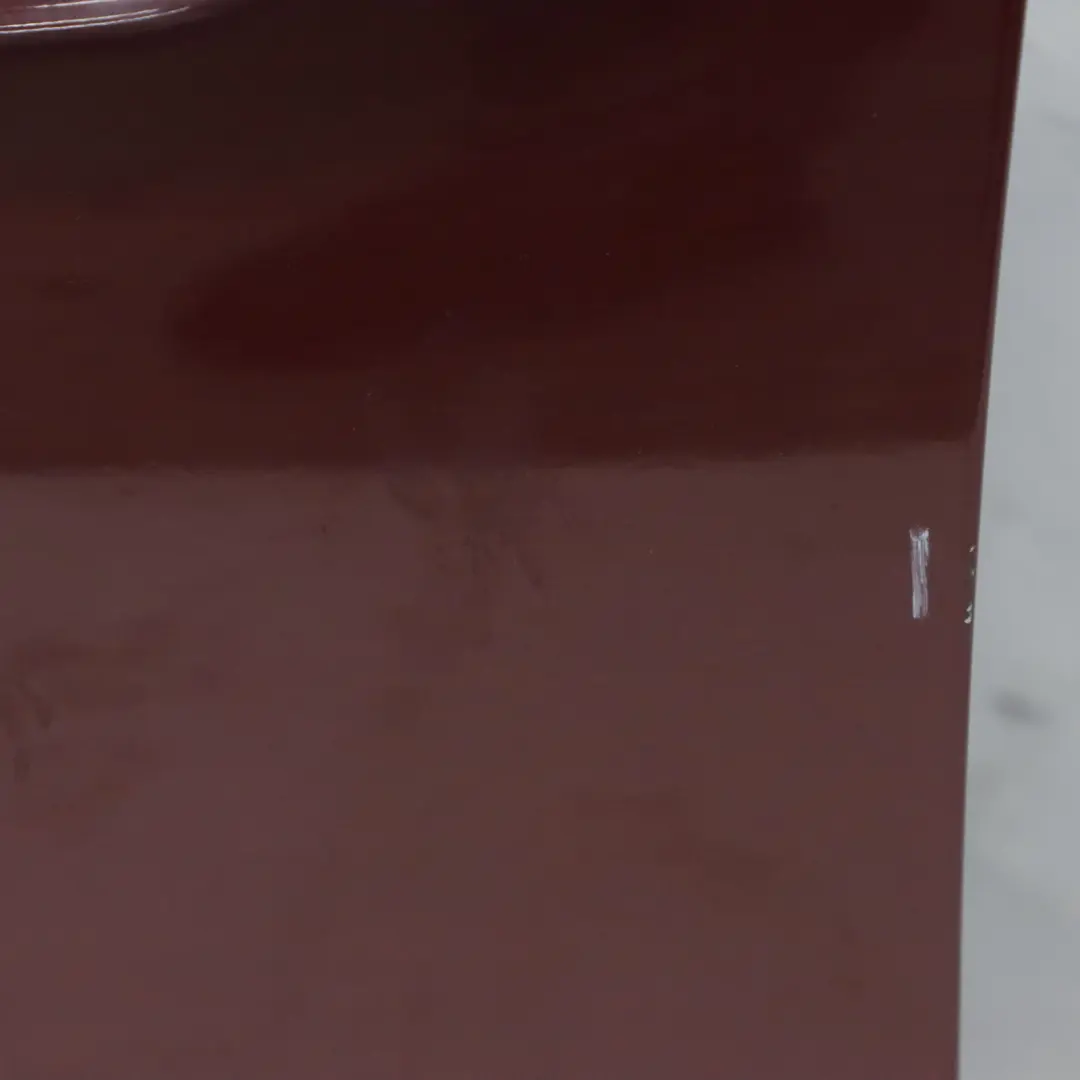 Porta anteriore sinistra laterale Cranberry Red - A3R per Volkswagen VW Golf SV con numero di parte 510831055Q Volkswagen VW Golf SV Porta anteriore sinistra laterale Cranberry Red - A3R - SKU 510831055Q-CRE - Numero di parte 510831055Q