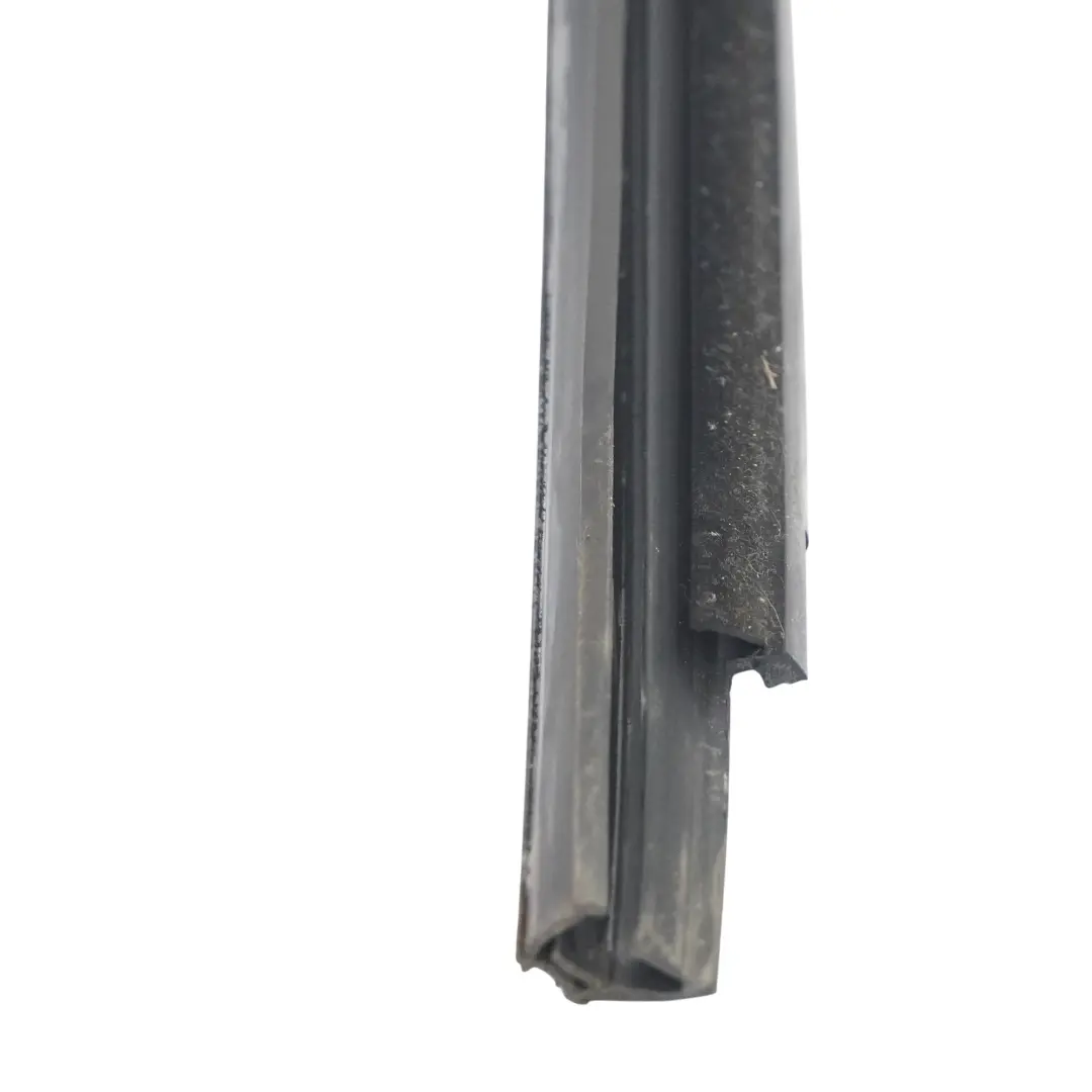 Volkswagen Golf Sportsvan Türfenster Rahmen Hinten Links Abdeckung - SKU 510839431AG - Teilenummer 510839431AG