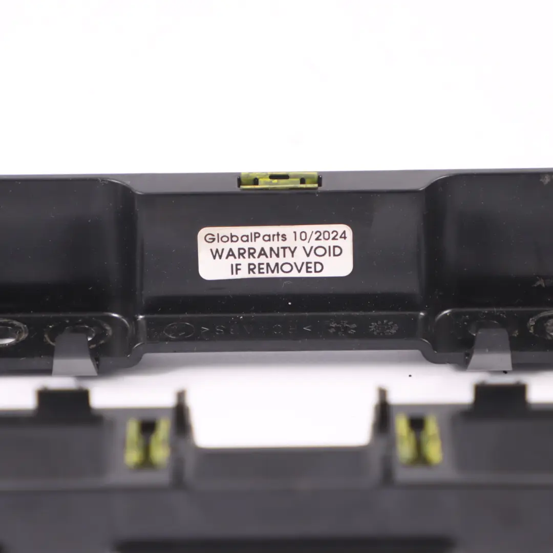Volkswagen VW Golf SV Soporte de montaje de la unidad principal radio - SKU 510858087 - Número de pieza 510858087