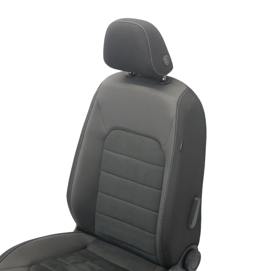 Sitz Vorne Links Stoff Alcantara Schwarz Quarz für Volkswagen Golf Sportsvan mit Teilenummer 510881805FF Volkswagen Golf Sportsvan Sitz Vorne Links Stoff Alcantara Schwarz Quarz - SKU 510881805FF-1 - Teilenummer 510881805FF