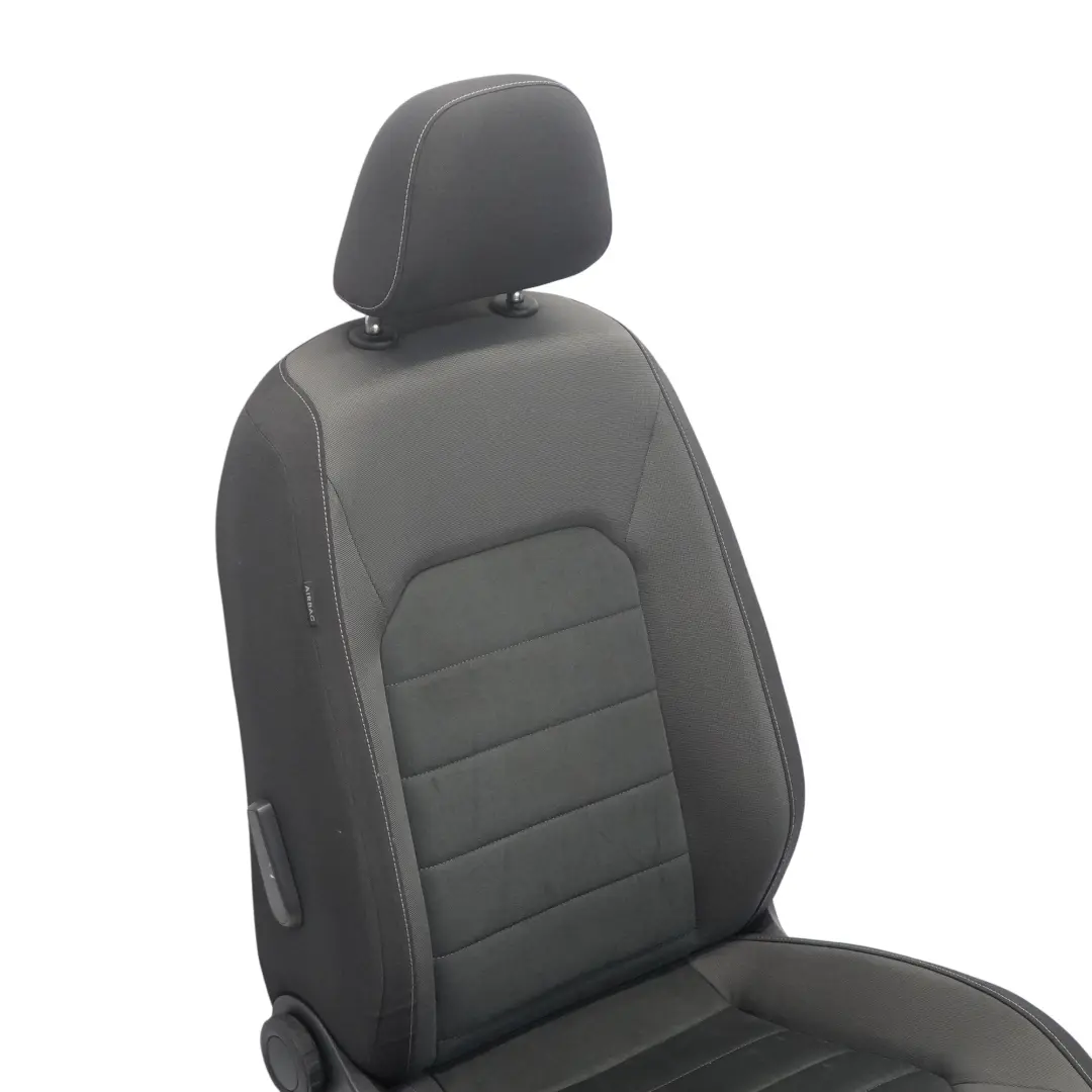 Asiento Delantero Derecho Tela Alcantara Negro Cuarzo para Volkswagen Golf Sportsvan con número de pieza 510881806FF-1 Volkswagen Golf Sportsvan Asiento Delantero Derecho Tela Alcantara Negro Cuarzo - SKU 510881806FF-1 - Número de pieza 510881806FF-1
