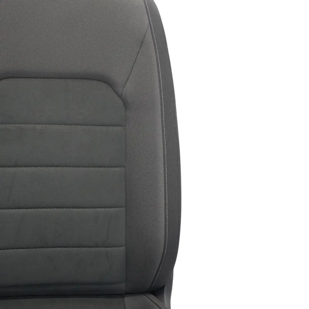Siège avant droit Tissu Alcantara Noir Quartz pour Volkswagen Golf Sportsvan à propos du numéro de pièce 510881806FF-1 Volkswagen Golf Sportsvan Siège avant droit Tissu Alcantara Noir Quartz - SKU 510881806FF-1 - Numéro de pièce 510881806FF-1
