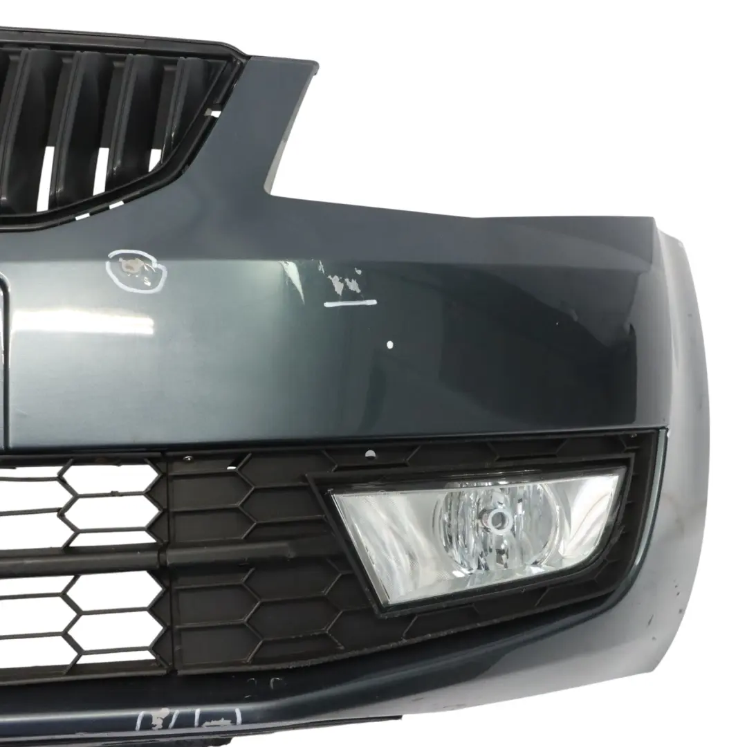 Zderzak Przedni Metal Grey Szary Metalik - F7Y do Skoda Octavia III o numerze 5E0807217 Skoda Octavia III Zderzak Przedni Metal Grey Szary Metalik - F7Y - SKU 5E0807217-MEGR - Numer Części 5E0807217