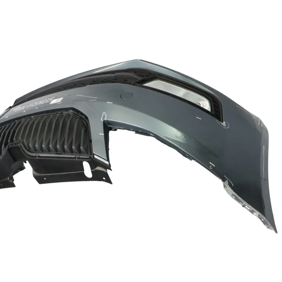 Zderzak Przedni Metal Grey Szary Metalik - F7Y do Skoda Octavia III o numerze 5E0807217 Skoda Octavia III Zderzak Przedni Metal Grey Szary Metalik - F7Y - SKU 5E0807217-MEGR - Numer Części 5E0807217