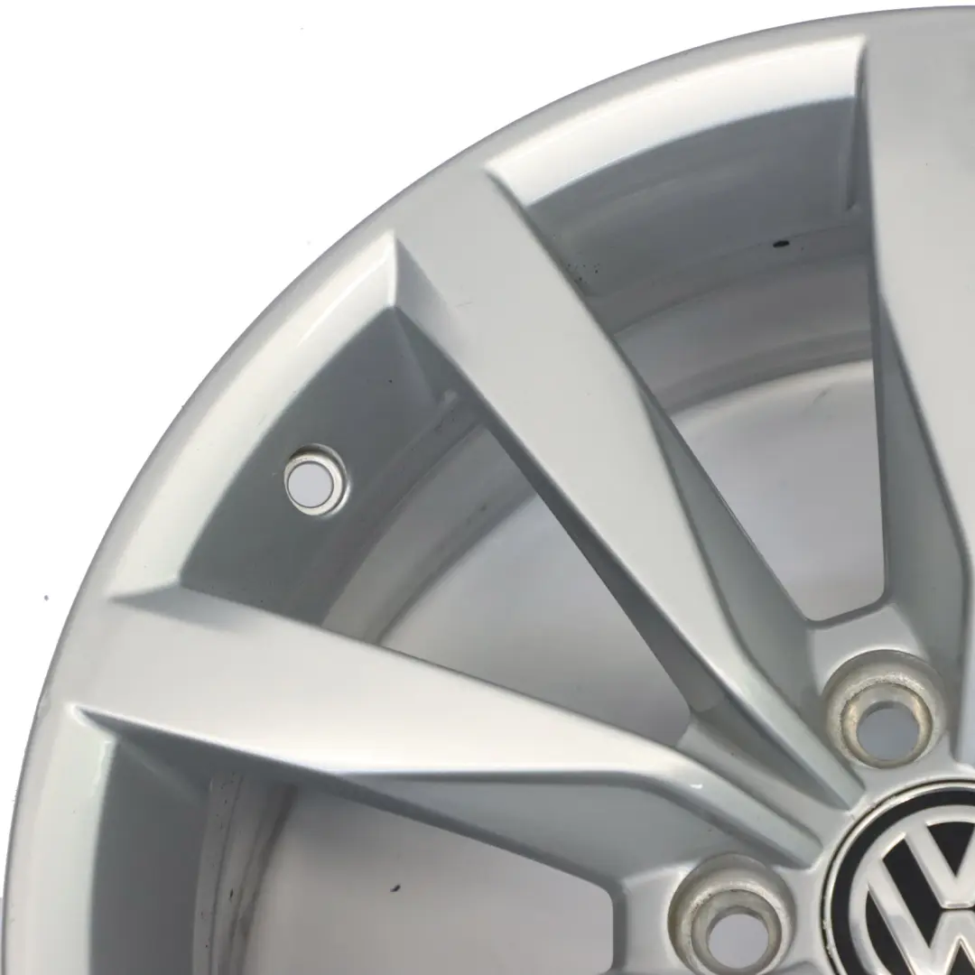 Volkswagen Golf Mk7 Argento Cerchio in lega 17" 7J ET49 5G0601025CH - SKU 5G0601025CH-1 - Numero di parte 5G0601025CH-1