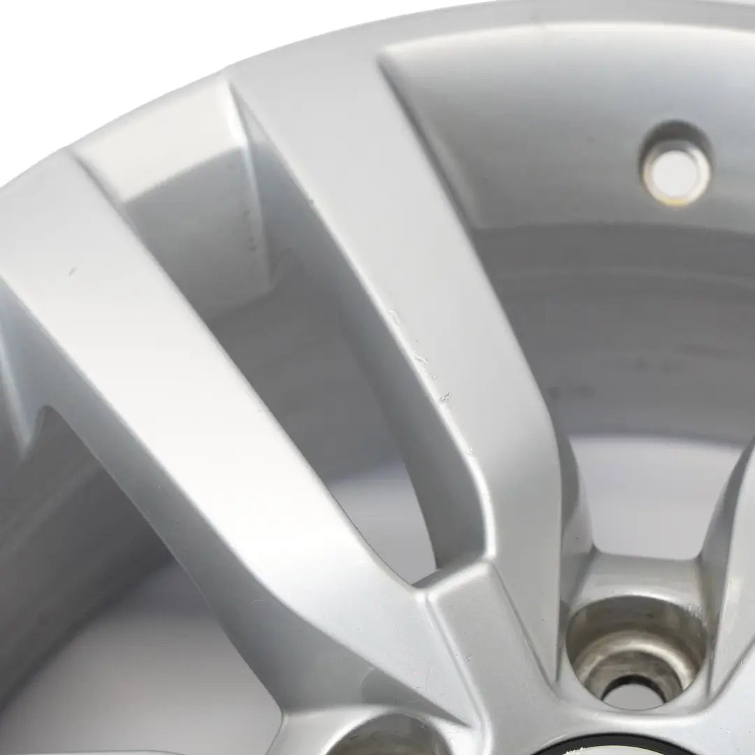 Alloy Rim 16" 6.5J ET:33 Star Spoke 5N0601025R to Volkswagen Tiguan 5N Silver Wheel with Part number 5N0601025R-2 Volkswagen Tiguan 5N Silver Wheel Alloy Rim 16" 6.5J ET:33 Star Spoke 5N0601025R - SKU 5N0601025R-2 - Part number 5N0601025R-2