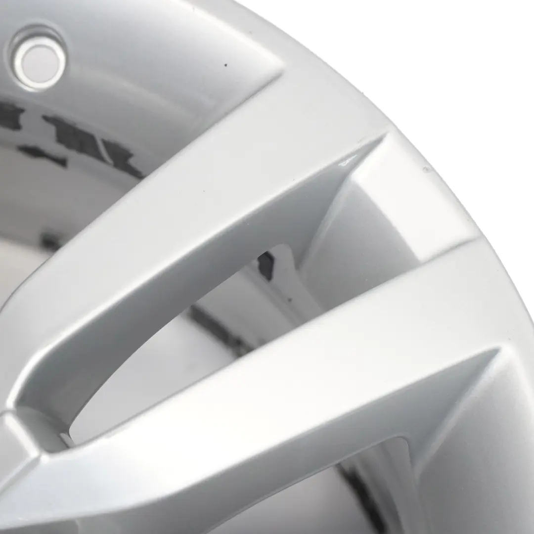 Alloy Rim 16" 6.5J ET:33 Star Spoke to Volkswagen Tiguan 5N Silver Wheel with Part number 5N0601025R Volkswagen Tiguan 5N Silver Wheel Alloy Rim 16" 6.5J ET:33 Star Spoke - SKU 5N0601025R-3 - Part number 5N0601025R