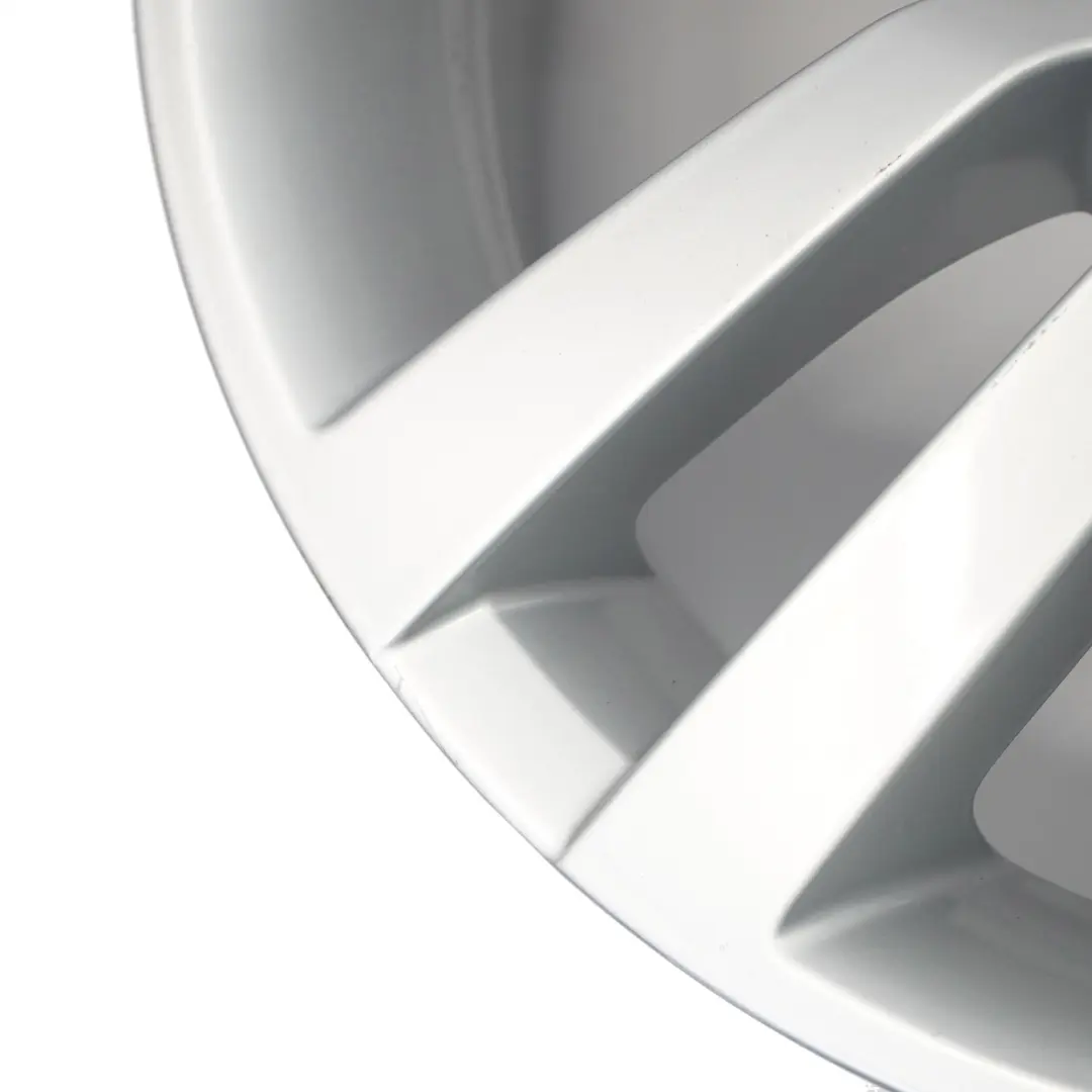 Alloy Rim 16" 6.5J ET:33 Star Spoke to Volkswagen Tiguan 5N Silver Wheel with Part number 5N0601025R Volkswagen Tiguan 5N Silver Wheel Alloy Rim 16" 6.5J ET:33 Star Spoke - SKU 5N0601025R-4 - Part number 5N0601025R