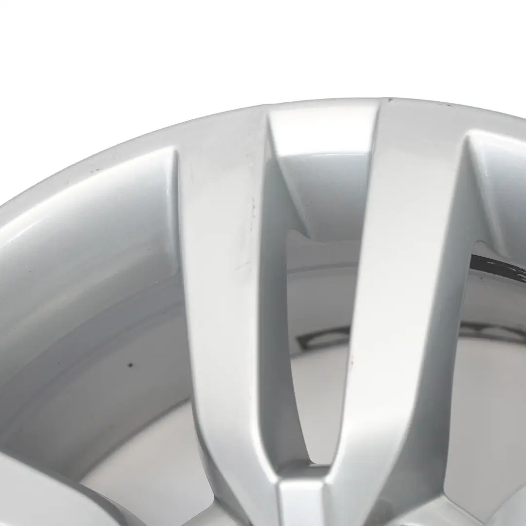 Alloy Rim 16" 6.5J ET:33 Star Spoke to Volkswagen Tiguan 5N Silver Wheel with Part number 5N0601025R Volkswagen Tiguan 5N Silver Wheel Alloy Rim 16" 6.5J ET:33 Star Spoke - SKU 5N0601025R-4 - Part number 5N0601025R