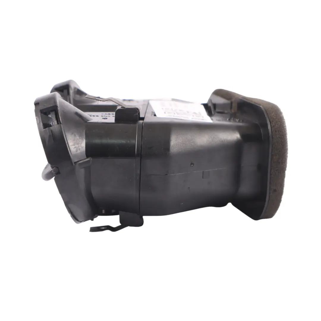 Kratka Nawiewu Konsoli Przód Środek Lewo do VW Volkswagen Tiguan 5N o numerze 5N0819061B VW Volkswagen Tiguan 5N Kratka Nawiewu Konsoli Przód Środek Lewo - SKU 5N0819061B - Numer Części 5N0819061B