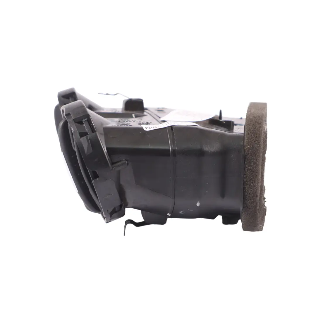 Dashboard Centre Air Vent Grille Trim to Volkswagen Tiguan 5N with Part number 5N0819062B Volkswagen Tiguan 5N Dashboard Centre Air Vent Grille Trim - SKU 5N0819062B - Part number 5N0819062B