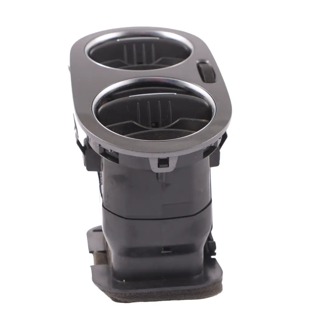 Cruscotto Griglia di aerazione centrale destra per Volkswagen Tiguan 5N con numero di parte 5N0819704C Volkswagen Tiguan 5N Cruscotto Griglia di aerazione centrale destra - SKU 5N0819704C - Numero di parte 5N0819704C