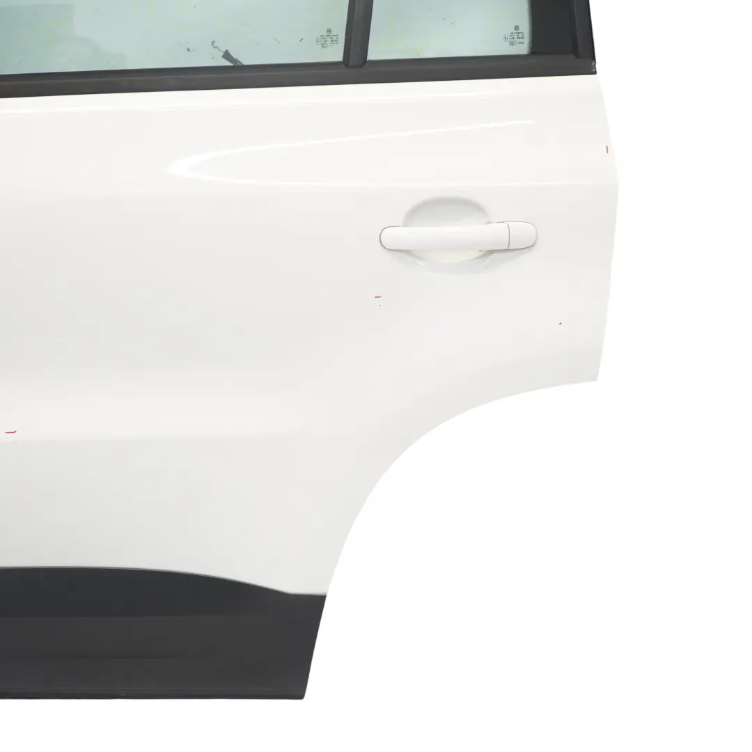Porta posteriore sinistra Candy White - B9A per Volkswagen VW Tiguan 5N con numero di parte 5N0833055A Volkswagen VW Tiguan 5N Porta posteriore sinistra Candy White - B9A - SKU 5N0833055A-CAN - Numero di parte 5N0833055A