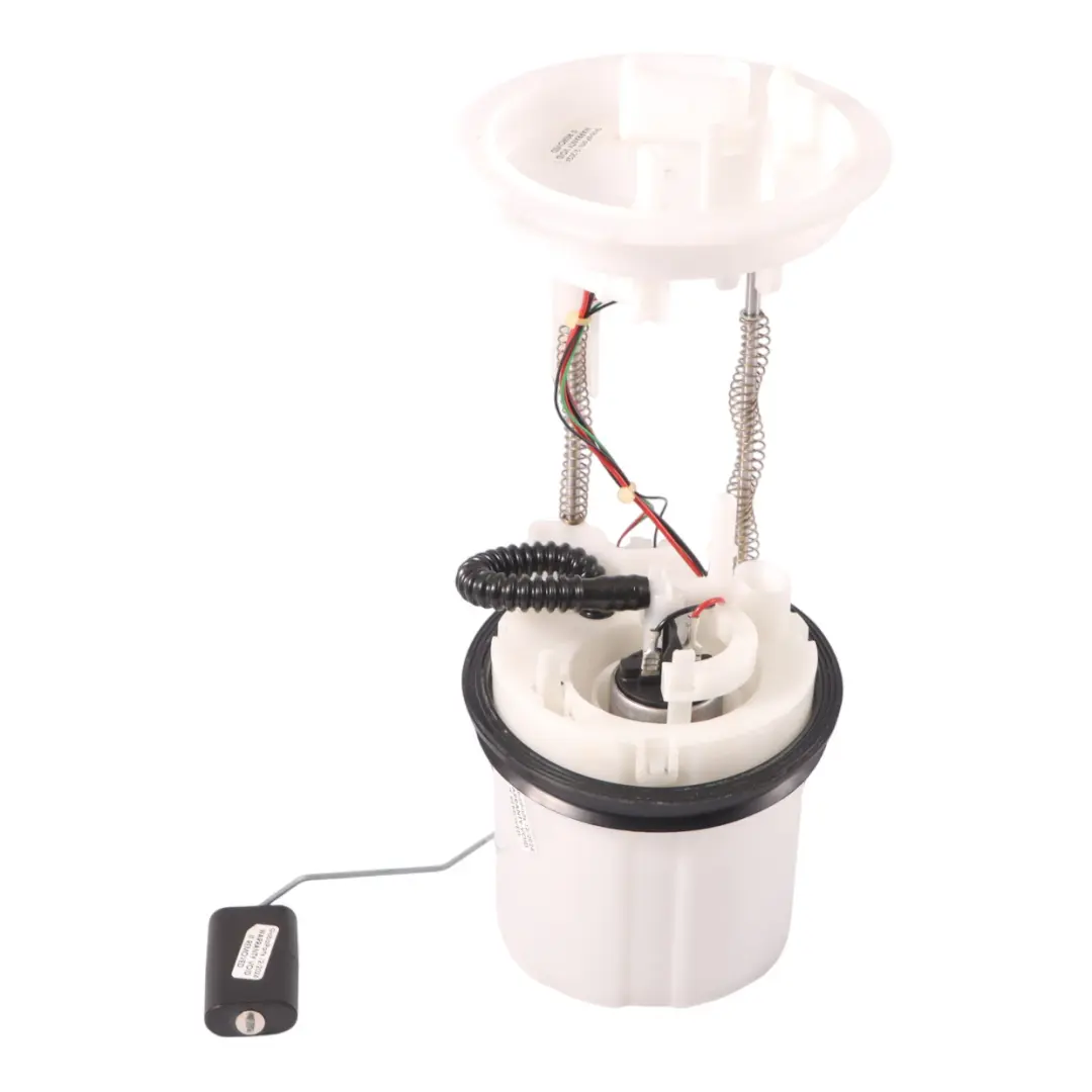 Benzina CULB 2.0 TFSI Pompa Carburante Destra Serbatoio per Audi Q3 8U con numero di parte 5N0919087J Audi Q3 8U Benzina CULB 2.0 TFSI Pompa Carburante Destra Serbatoio - SKU 5N0919087J - Numero di parte 5N0919087J