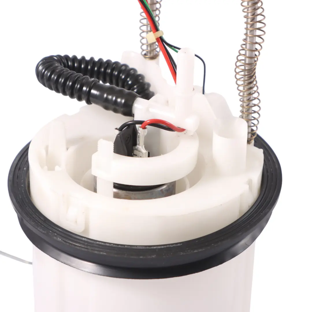 Benzin CULB 2.0 TFSI Kraftstoffpumpe Rechts Tank Pumpe für Audi Q3 8U mit Teilenummer 5N0919087J Audi Q3 8U Benzin CULB 2.0 TFSI Kraftstoffpumpe Rechts Tank Pumpe - SKU 5N0919087J - Teilenummer 5N0919087J