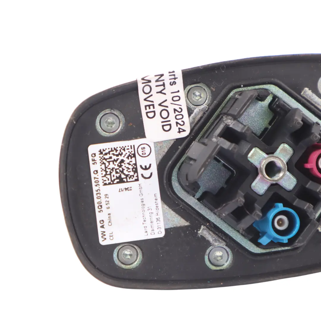 Roof Antenna Aerial Shark Top to Volkswagen Golf Sportsvan with Part number 5Q0035507Q Volkswagen Golf Sportsvan Roof Antenna Aerial Shark Top - SKU 5Q0035507Q - Part number 5Q0035507Q