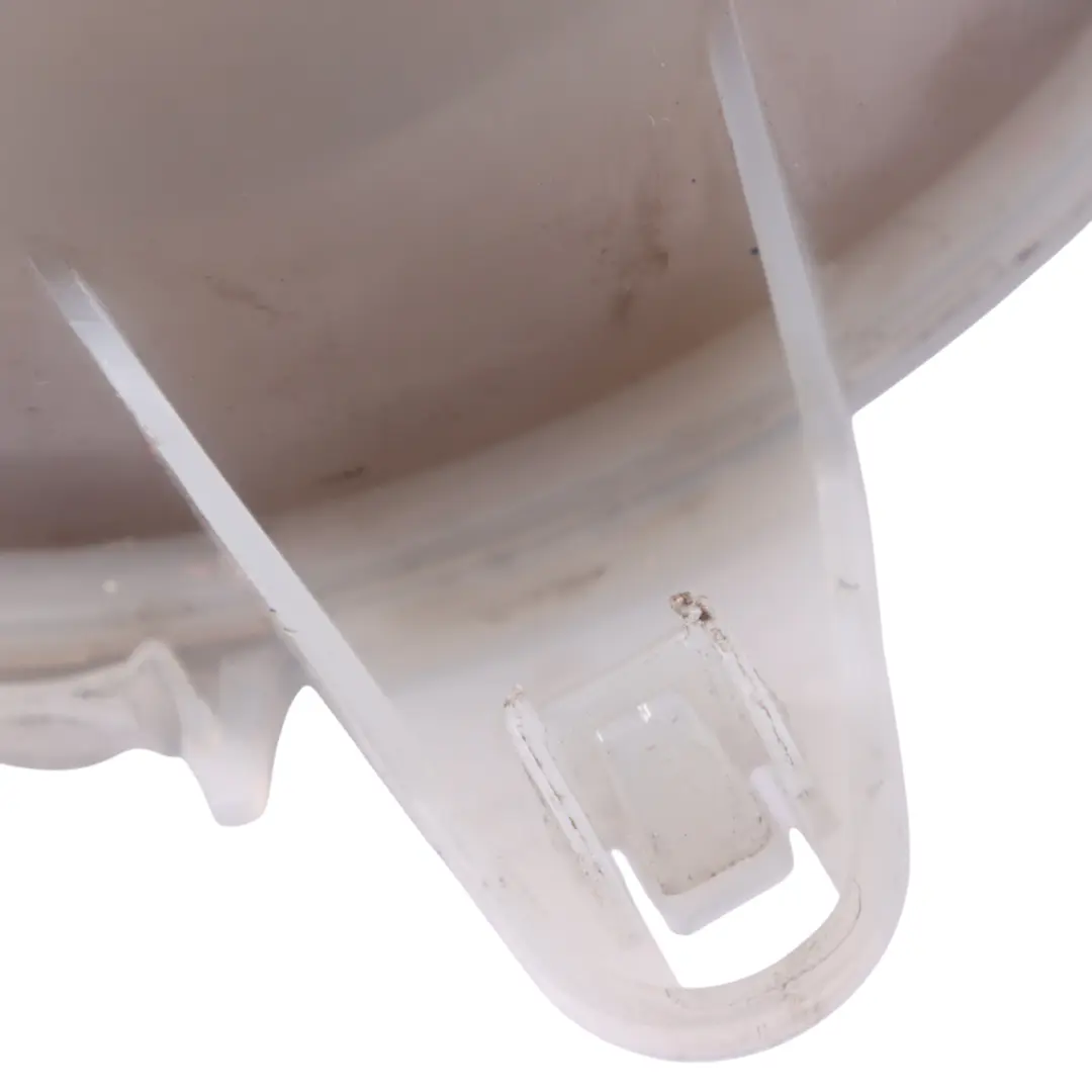 Erweiterung Kopfzeile Überlauf Kühlmittelflasche Tank für Audi A3 8V mit Teilenummer 5Q0121407M Audi A3 8V Erweiterung Kopfzeile Überlauf Kühlmittelflasche Tank - SKU 5Q0121407M - Teilenummer 5Q0121407M