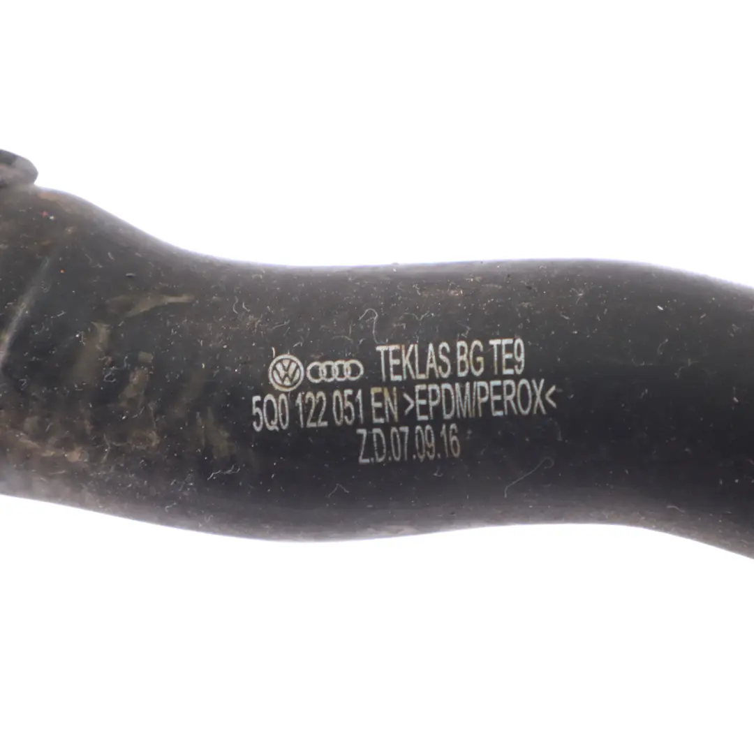 Tubo Refrigerante de Agua para VW Volkswagen Golf Sportsvan 1.5 TSI con número de pieza 5Q0122051EN VW Volkswagen Golf Sportsvan 1.5 TSI Tubo Refrigerante de Agua - SKU 5Q0122051EN - Número de pieza 5Q0122051EN