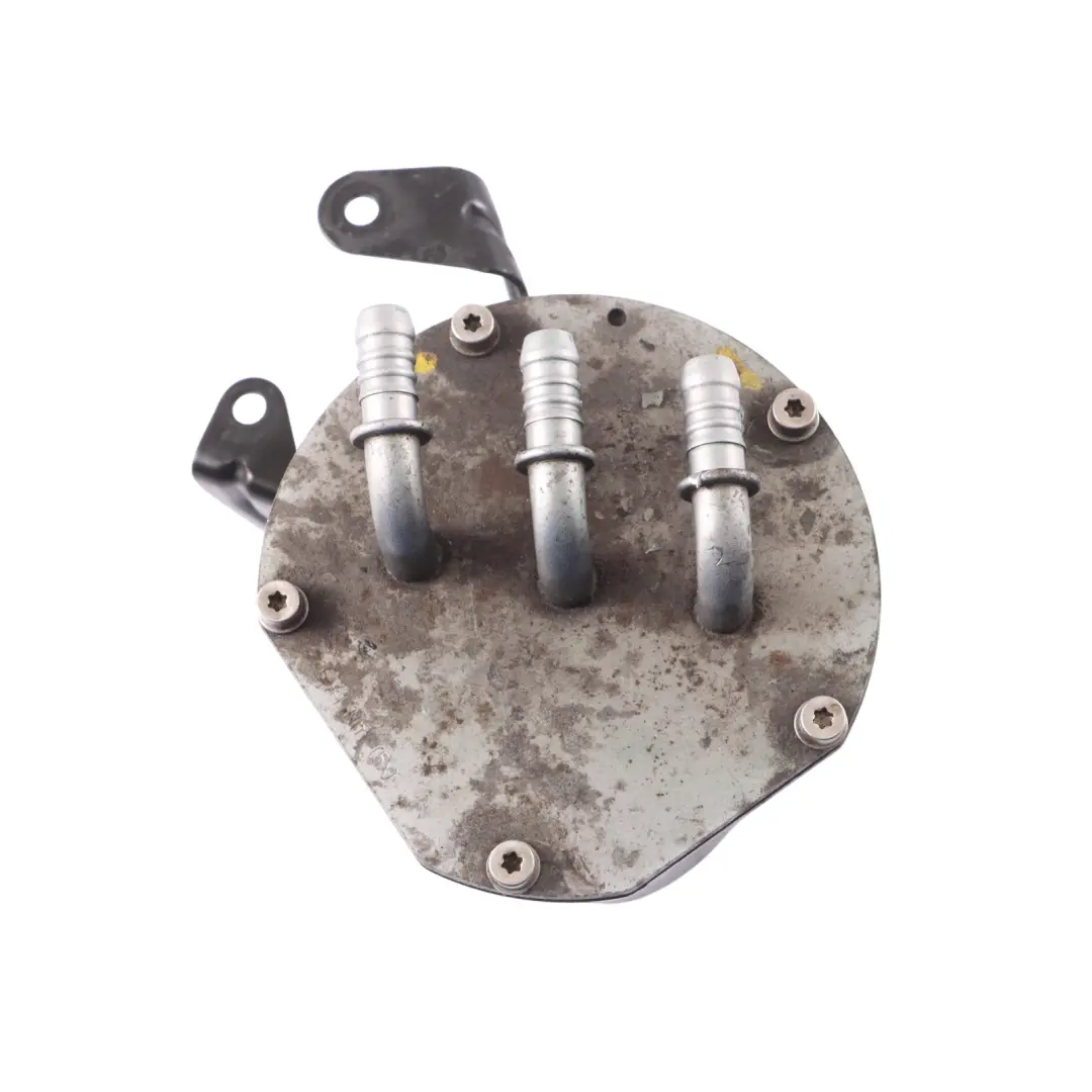 Volkswagen Audi Seat Skoda Carcasa del filtro de combustible Soporte - SKU 5Q0127400F - Número de pieza 5Q0127400F