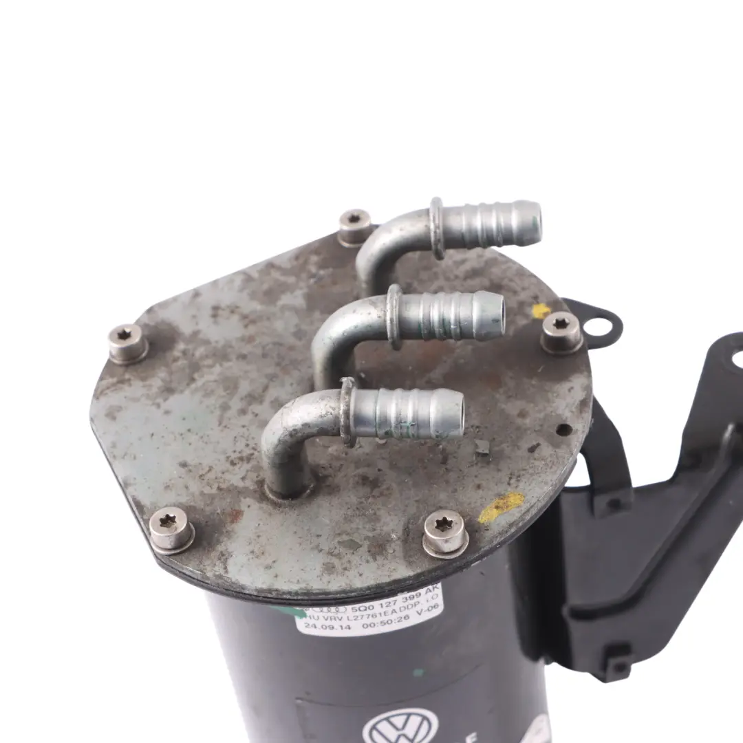 Volkswagen Audi Seat Skoda Kraftstofffiltergehäuse Halterung - SKU 5Q0127400F - Teilenummer 5Q0127400F