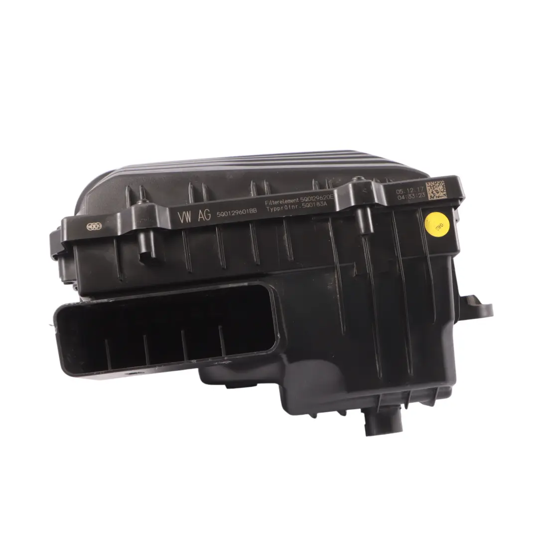 DADA Obudowa Filtra Powietrza do VW Golf Sportsvan Hybrid 1.5 o numerze 5Q0129607AQ VW Golf Sportsvan Hybrid 1.5 DADA Obudowa Filtra Powietrza - SKU 5Q0129607AQ-1 - Numer Części 5Q0129607AQ
