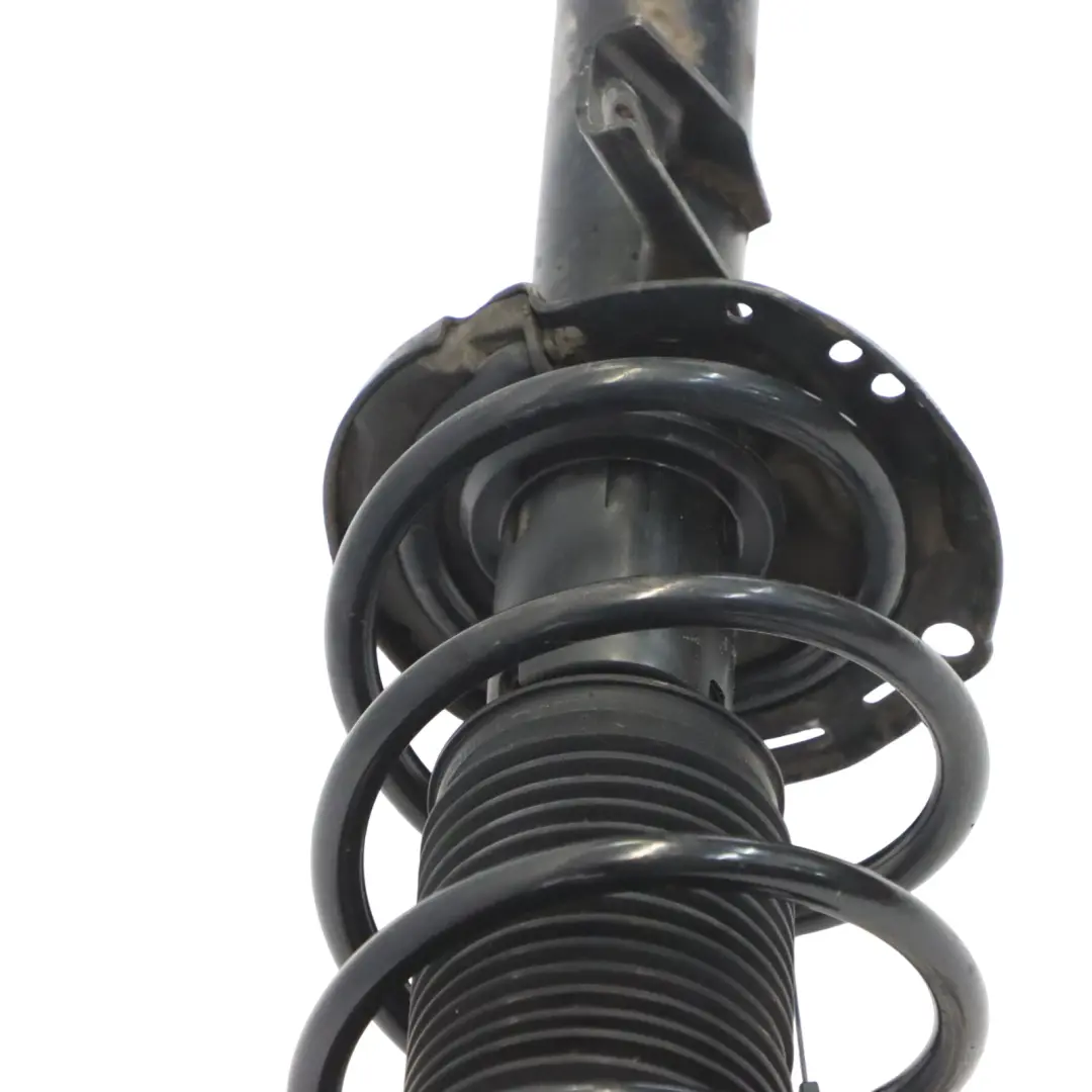 Amortiguador delantero izquierdo derecho para Audi A3 8V con número de pieza 5Q0413023CP Audi A3 8V Amortiguador delantero izquierdo derecho - SKU 5Q0413023CP - Número de pieza 5Q0413023CP