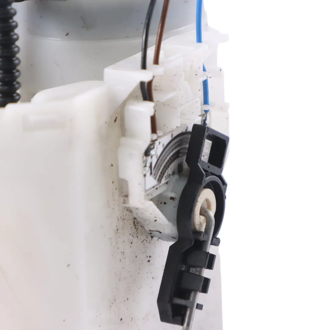 DADA niveau carburant l'essence Pompe d'émission 6R0919051 pour VW Golf SV 1.5 TSI à propos du numéro de pièce 5Q0919051CB VW Golf SV 1.5 TSI DADA niveau carburant l'essence Pompe d'émission 6R0919051 - SKU 5Q0919051CB - Numéro de pièce 5Q0919051CB