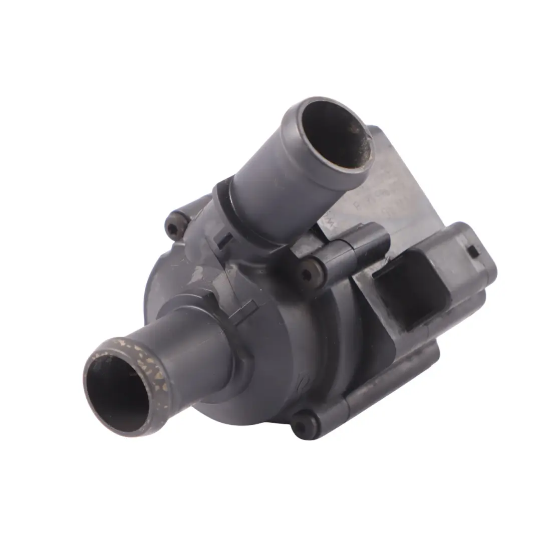 Zusatz Wasser Pumpe für Audi A3 8V 2.0 TDI mit Teilenummer 5Q0965561B Audi A3 8V 2.0 TDI Zusatz Wasser Pumpe - SKU 5Q0965561B - Teilenummer 5Q0965561B