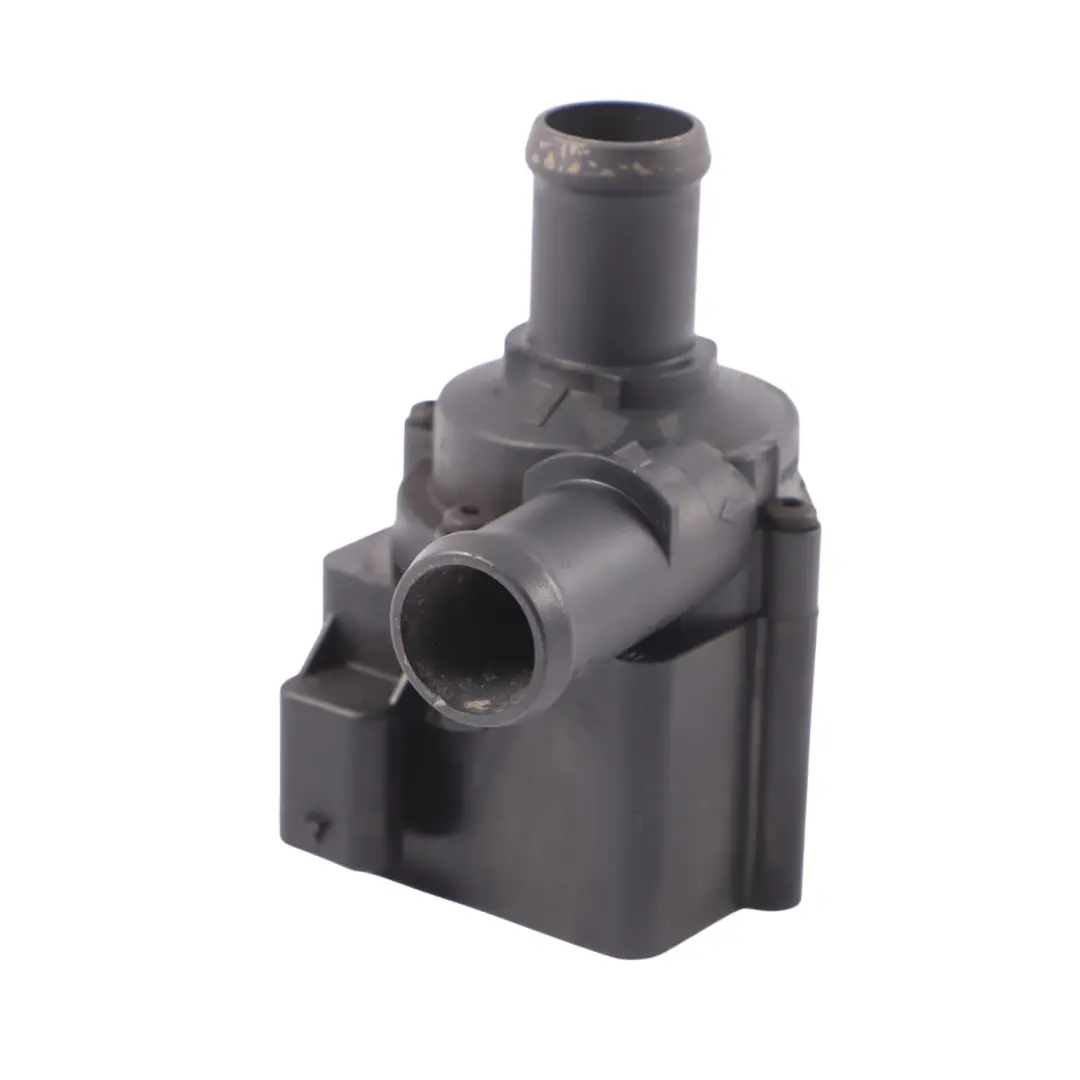 Zusatz Wasser Pumpe für Audi A3 8V 2.0 TDI mit Teilenummer 5Q0965561B Audi A3 8V 2.0 TDI Zusatz Wasser Pumpe - SKU 5Q0965561B - Teilenummer 5Q0965561B