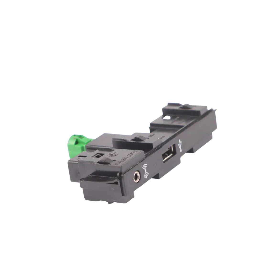 Volkswagen Golf Sportsvan USB Enchufe Conector Puerto multimedia 81A035736 - SKU 5TA883324B - Número de pieza 5TA883324B