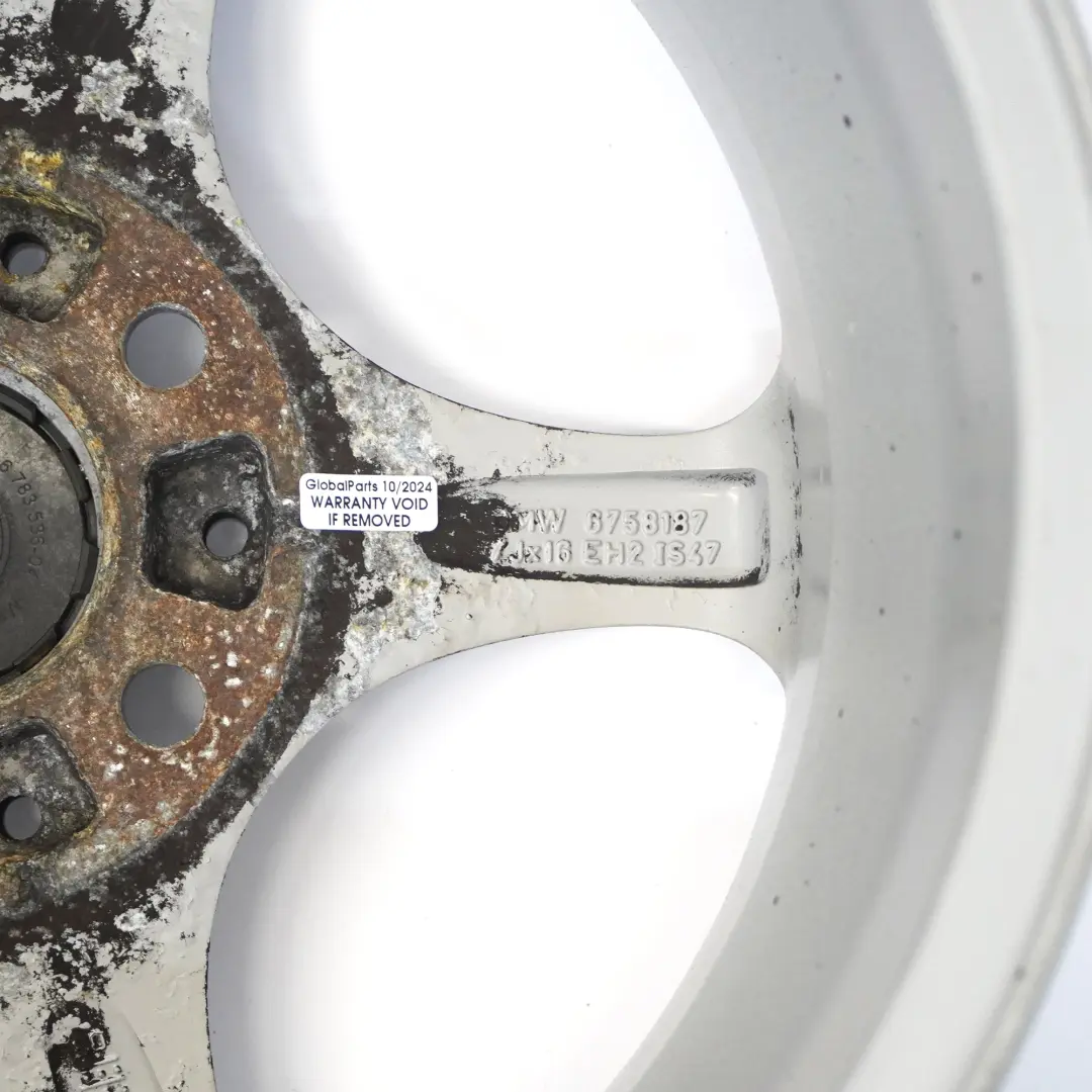 Jante argentée en alliage 16" 7J ET:47 Star Spoke pour BMW Z4 E85 à propos du numéro de pièce 6758187 BMW Z4 E85 Jante argentée en alliage 16" 7J ET:47 Star Spoke - SKU 6758187-1 - Numéro de pièce 6758187