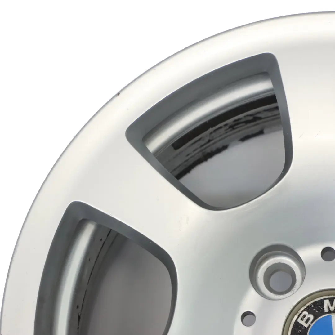 BMW E60 E61 Llanta de aleación 16" Trapezoidal Radio 134 ET20 7J - SKU 6762000-1 - Número de pieza 6762000