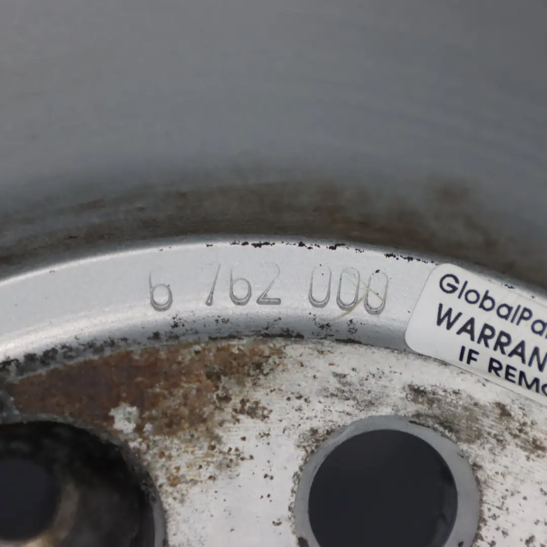 Cerchio in lega 16" ET:20 7J Trapezoid Spoke 134 per BMW E60 E61 con numero di parte 6762000 BMW E60 E61 Cerchio in lega 16" ET:20 7J Trapezoid Spoke 134 - SKU 6762000-2 - Numero di parte 6762000