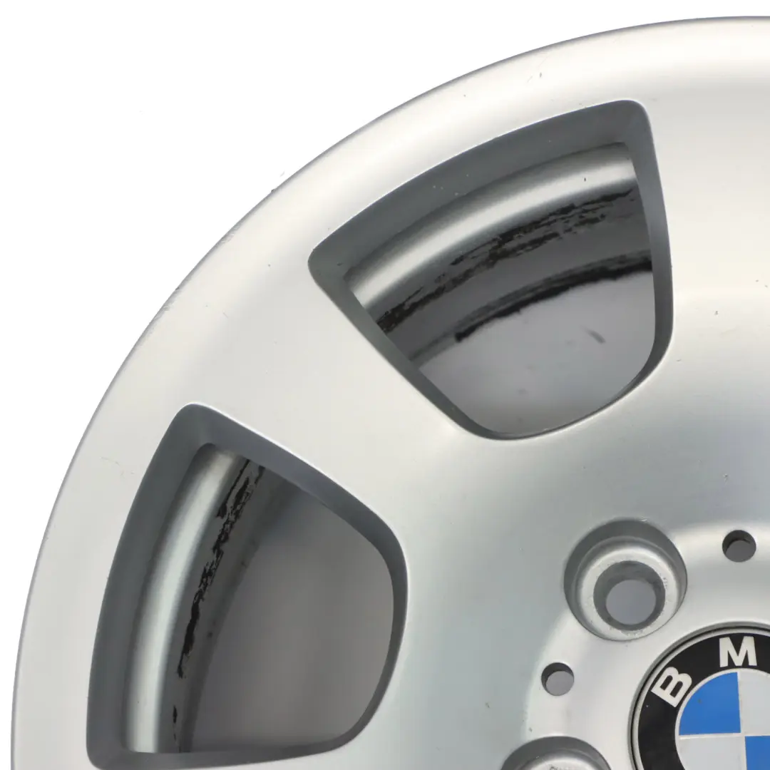 Llanta de aleación BMW E60 E61 16" ET:20 7J Trapezoid Spoke 134 para con número de pieza 6762000 Llanta de aleación BMW E60 E61 16" ET:20 7J Trapezoid Spoke 134 - SKU 6762000-2 - Número de pieza 6762000