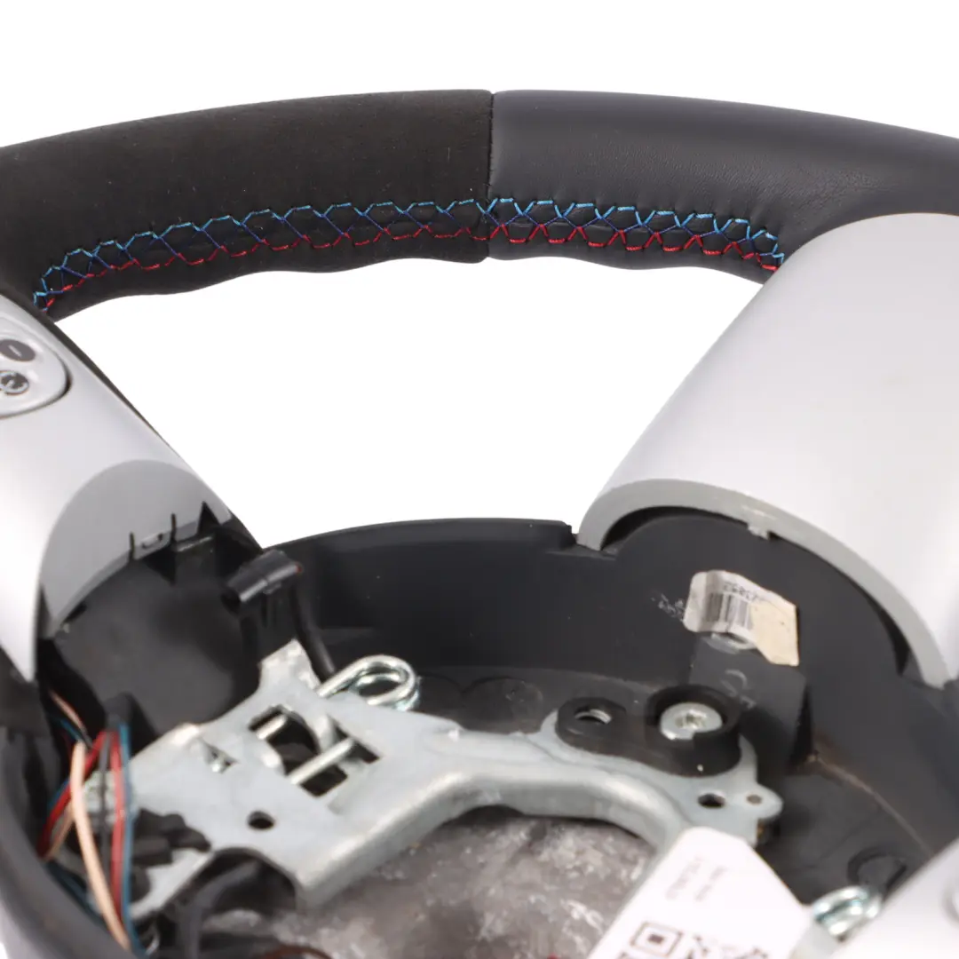 Steering Wheel Mini Cooper R50 R52 R53 NEW Black Leather / Alcantara Sport to with Part number 6762458 Steering Wheel Mini Cooper R50 R52 R53 NEW Black Leather / Alcantara Sport - SKU 6769733-1 - Part number 6762458