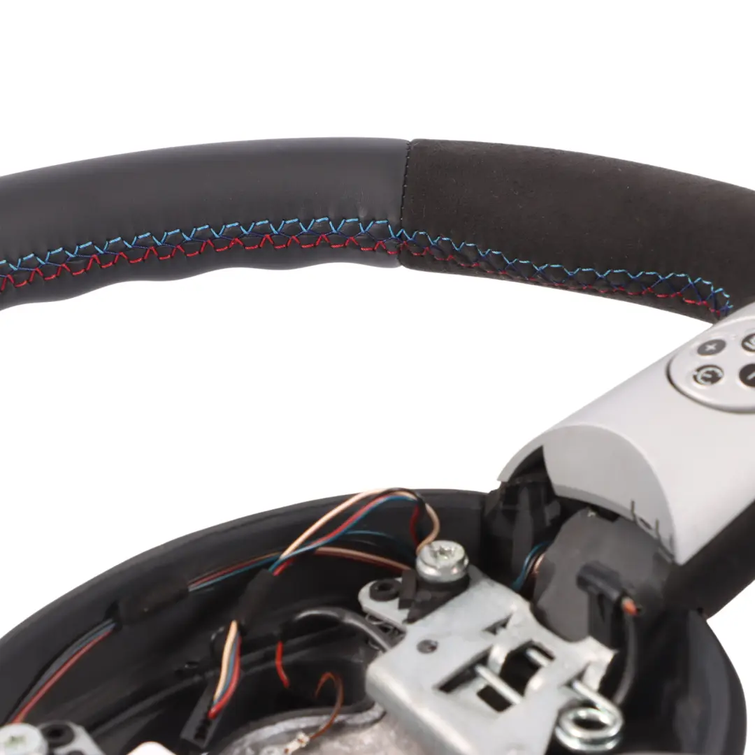 Steering Wheel Mini Cooper R50 R52 R53 NEW Black Leather / Alcantara Sport to with Part number 6762458 Steering Wheel Mini Cooper R50 R52 R53 NEW Black Leather / Alcantara Sport - SKU 6769733-1 - Part number 6762458