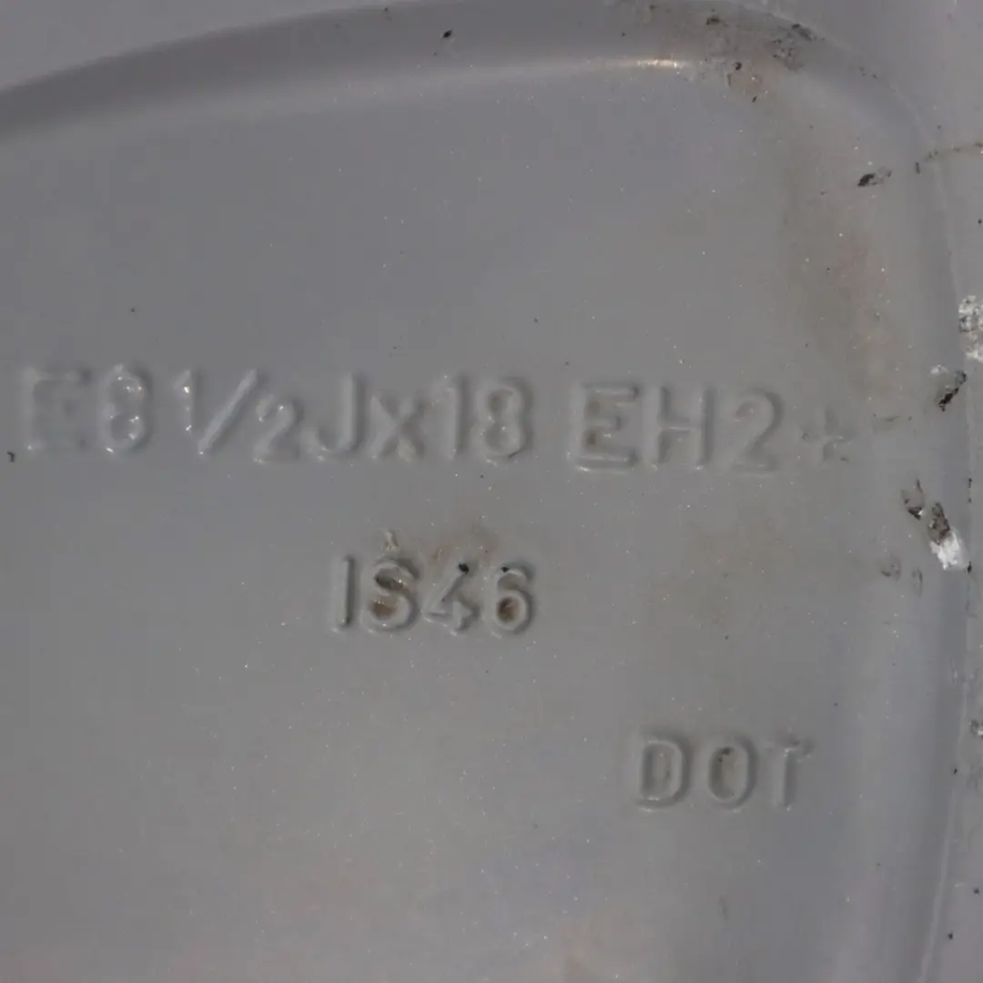 Silberne Leichtmetallfelge 18" ET:46 8.5J Sternspeiche 209 für BMW X5 E70 mit Teilenummer 6770200 BMW X5 E70 Silberne Leichtmetallfelge 18" ET:46 8.5J Sternspeiche 209 - SKU 6770200-2 - Teilenummer 6770200