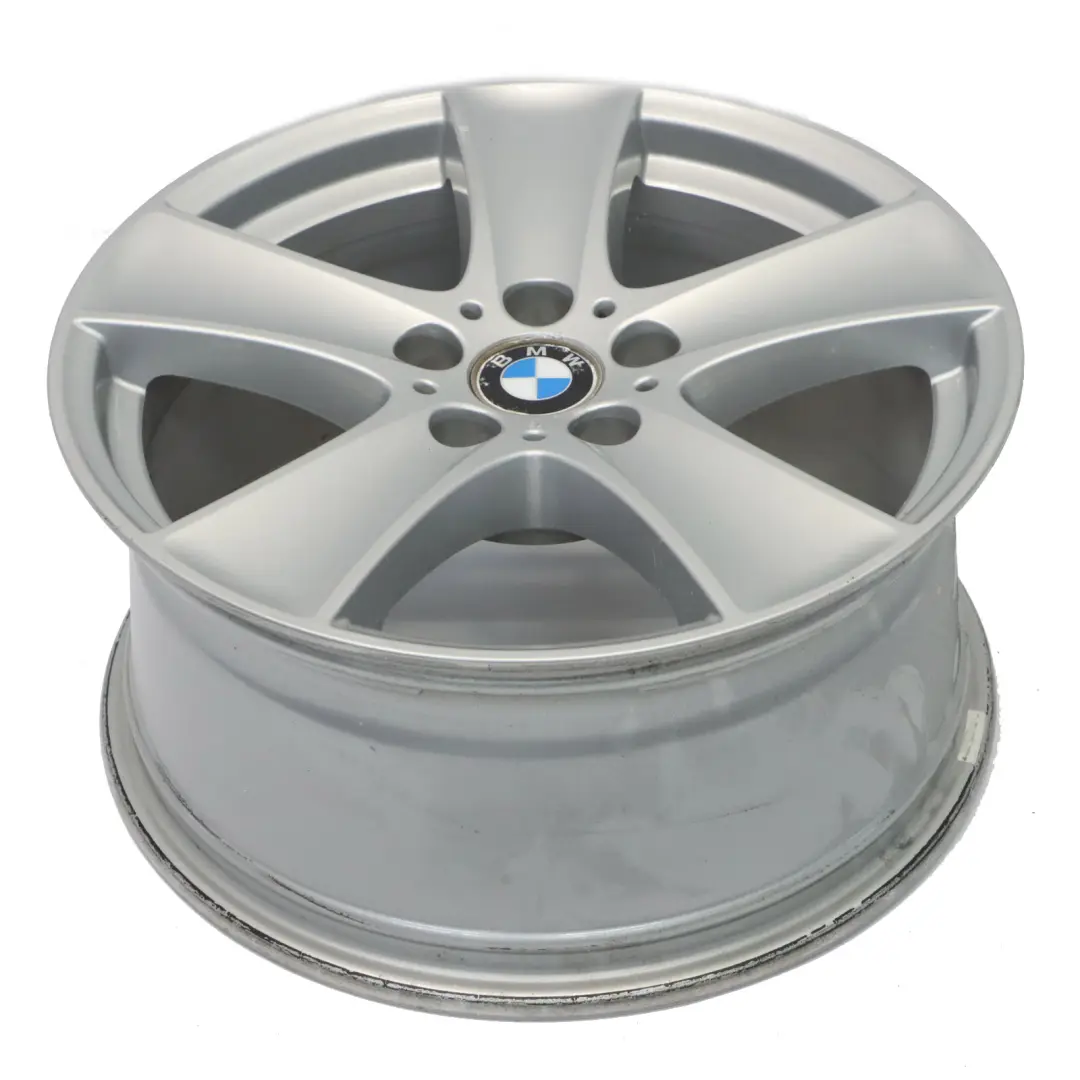 Silberne Leichtmetallfelge 18" ET:46 8.5J Sternspeiche 209 für BMW X5 E70 mit Teilenummer 6770200 BMW X5 E70 Silberne Leichtmetallfelge 18" ET:46 8.5J Sternspeiche 209 - SKU 6770200-2 - Teilenummer 6770200
