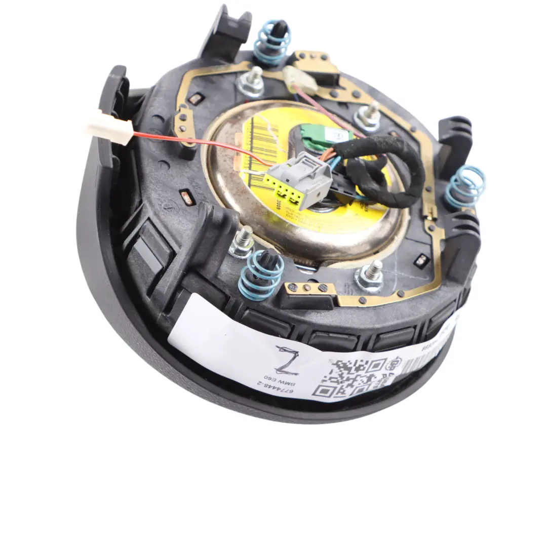 Steering Wheel Driver's Side Air Module Damaged to BMW E60 E61 E63 LCI with Part number 6774448 BMW E60 E61 E63 LCI Steering Wheel Driver's Side Air Module Damaged - SKU 6774448-2 - Part number 6774448